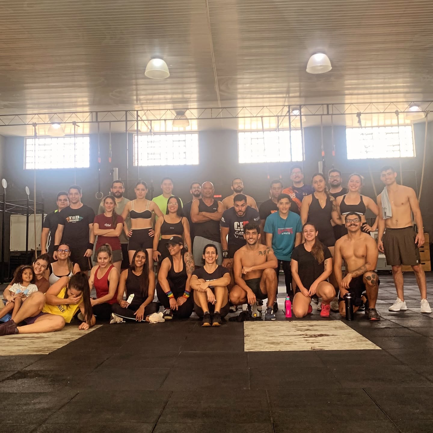 Espaço de treino e estrutura de rig na Avenida da Moda